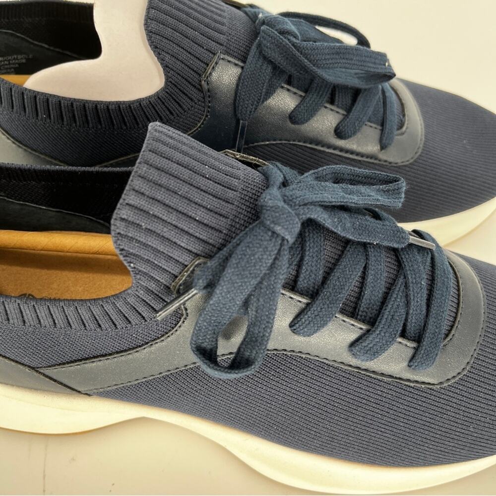 Giani Bernini Floraa Knit Sneakers Navy Memory Foam - Size 9 - Picture 8 of 14